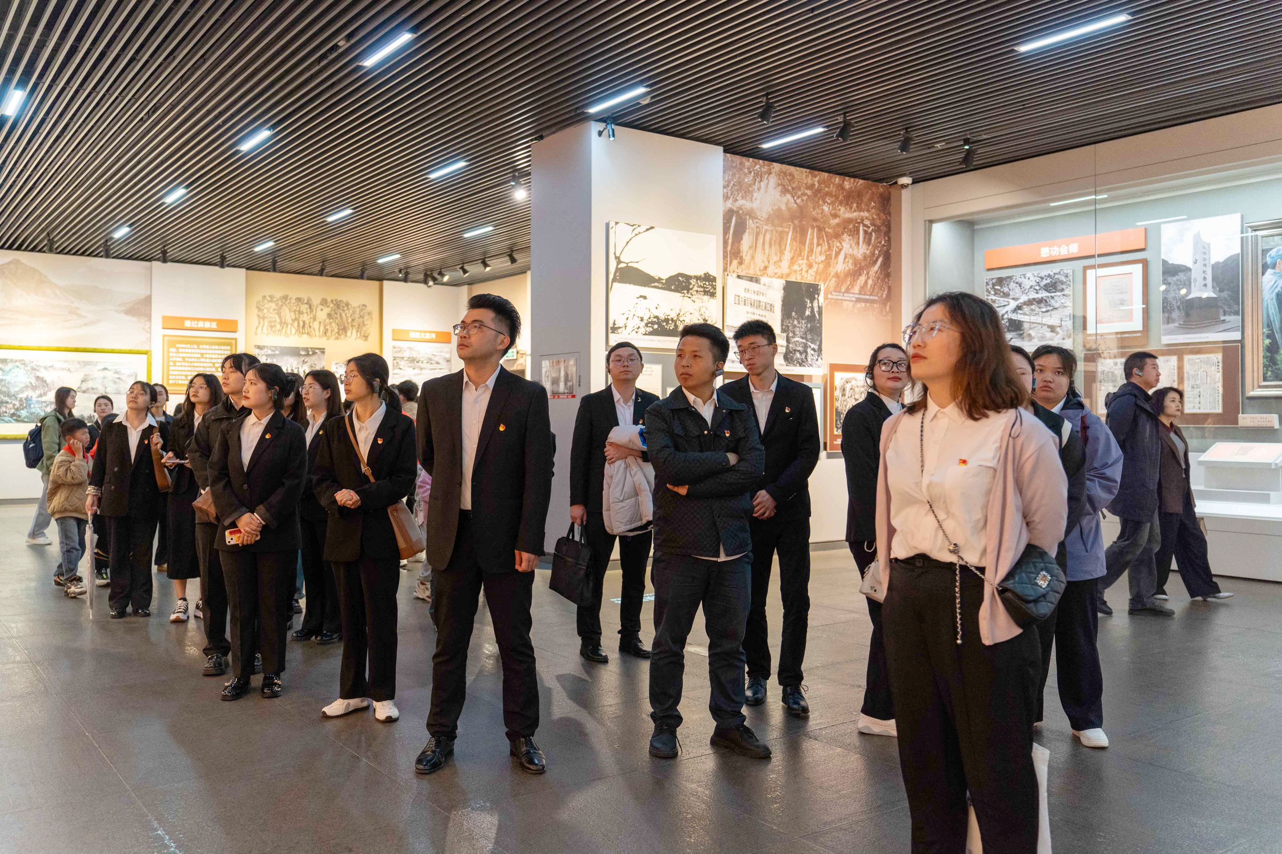 踏寻遵义红色足迹·强化国家安全教育丨马克思主义学院与现代服务与管理学院主题党日活动(图3)