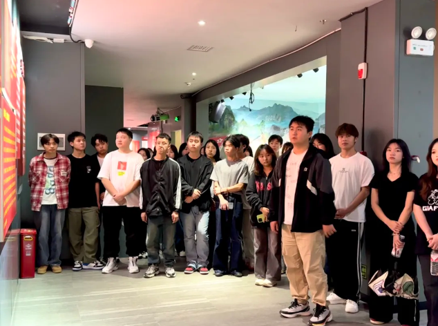 践行总体国家安全观 共筑国家安全防线丨马克思主义学院组织开展国家安全教育实践活动(图1)