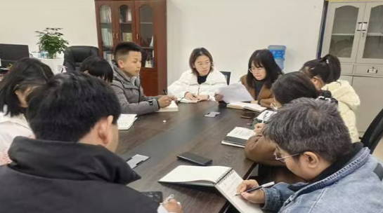 第四次教学工作例会简报(图1)